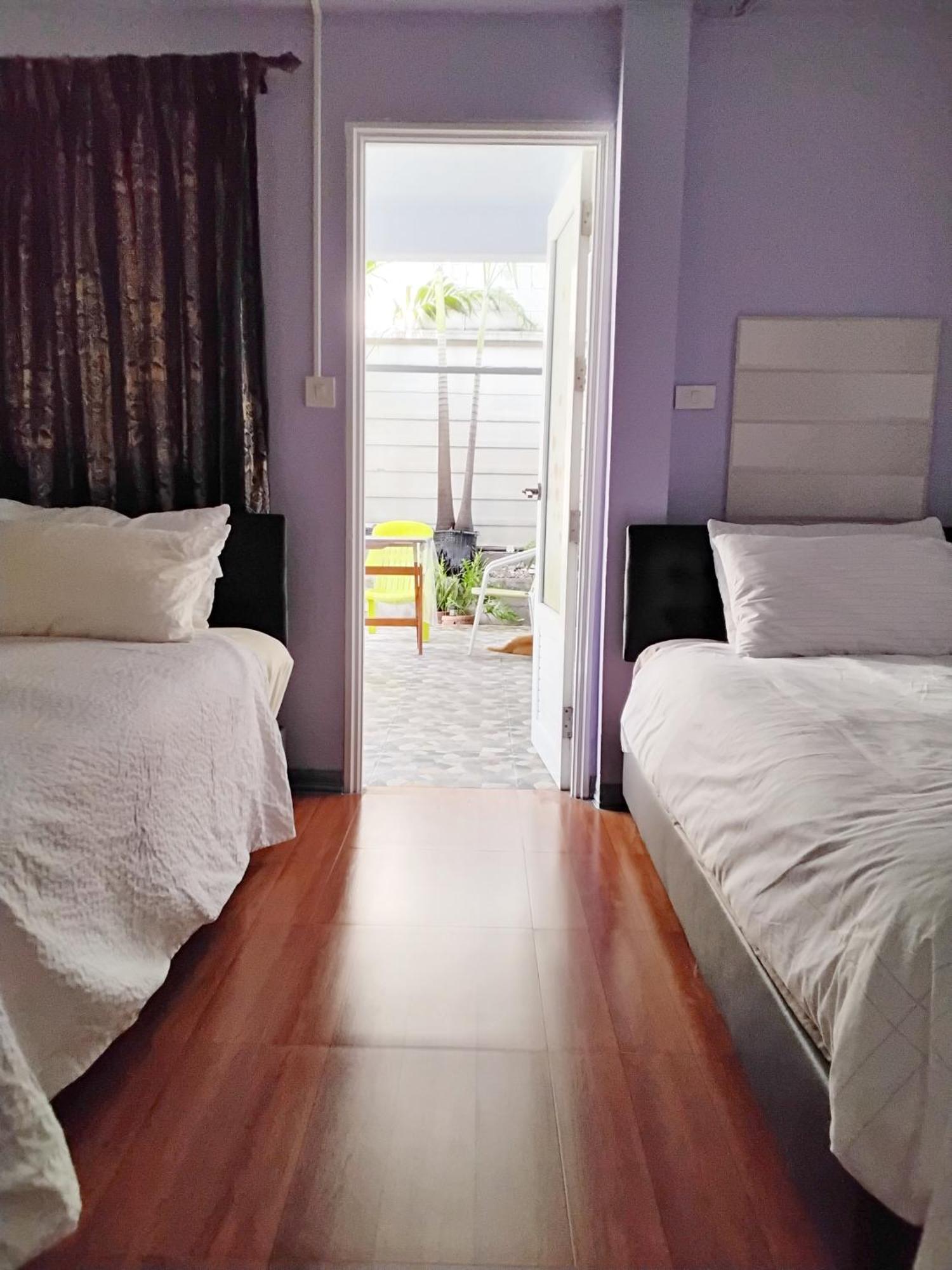 Mango Tree Guestroom Bangkok Luaran gambar