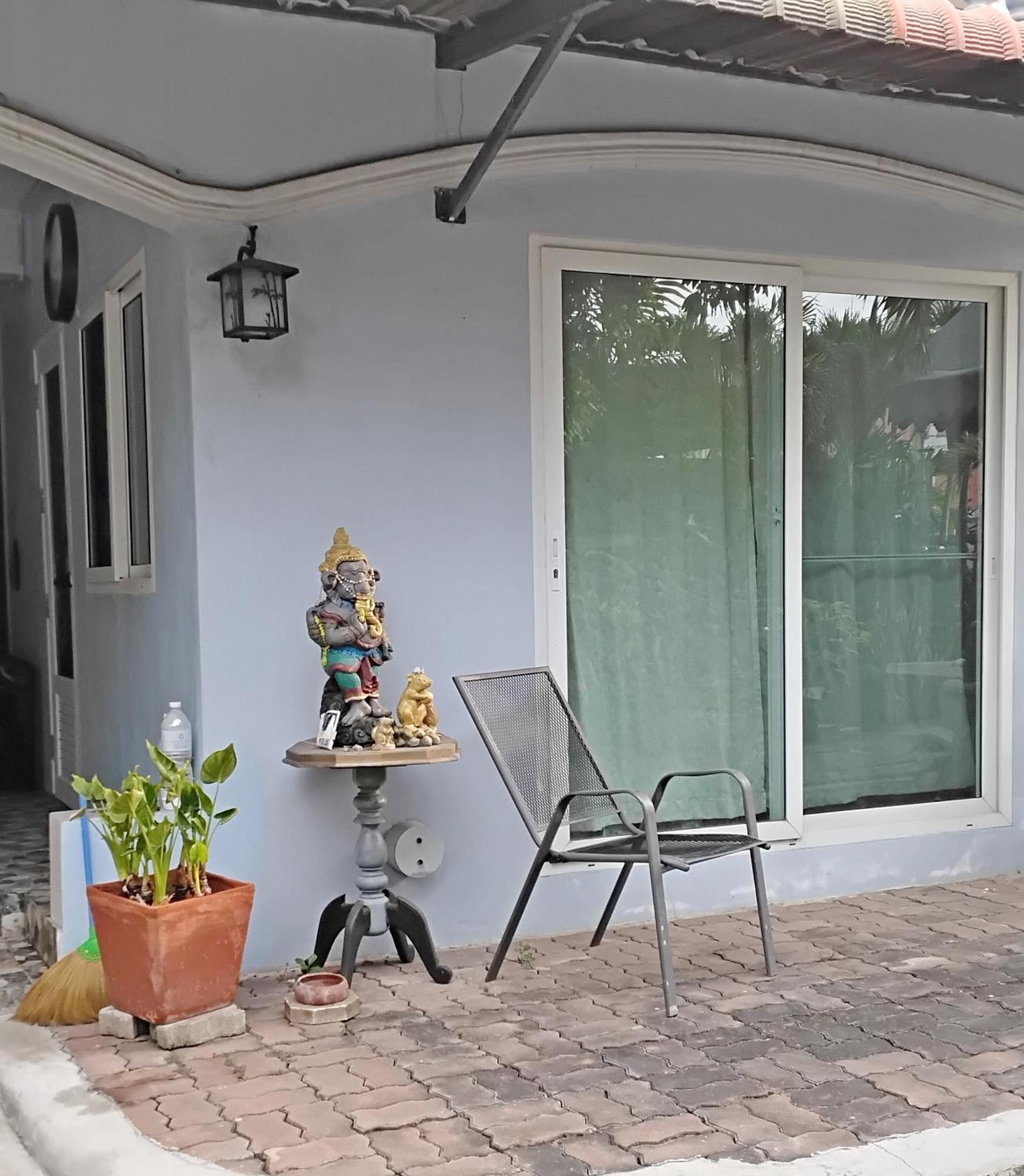 Mango Tree Guestroom Bangkok Luaran gambar
